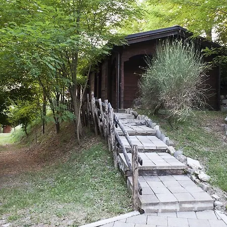Üdülőpark Parco Matildico Di Montalto Cadelbosco di Sopra